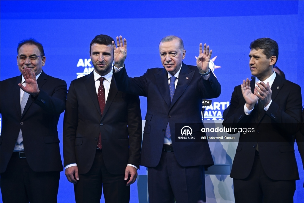 AK Parti Antalya 8. Olağan İl Kongresi