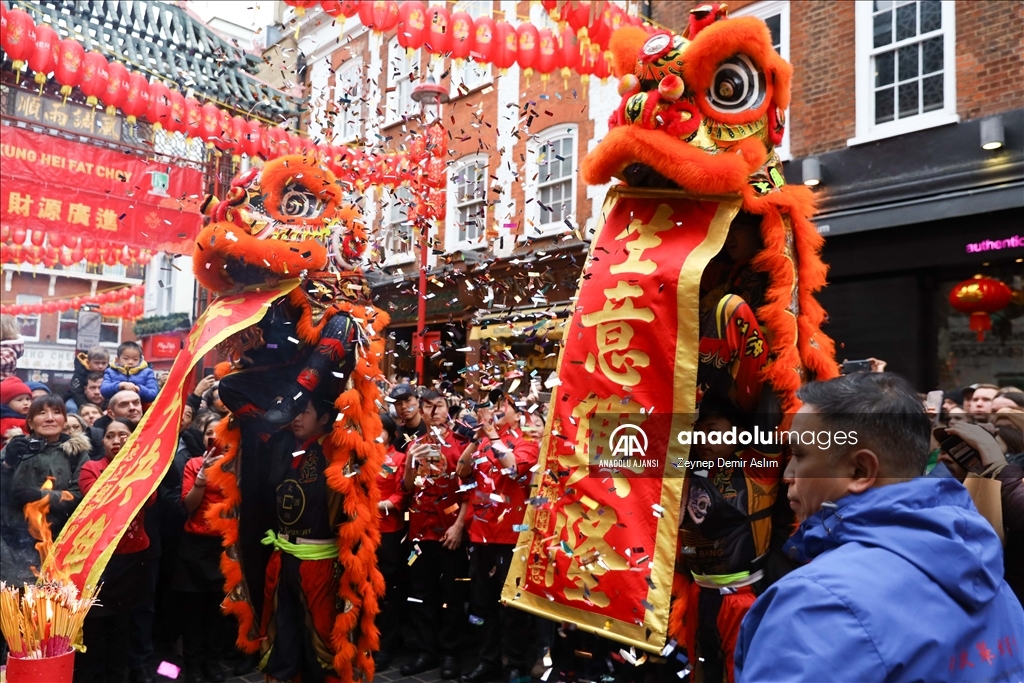 Londra'da Çin Yeni Yılı kutlamaları başladı