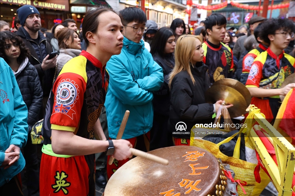 Londra'da Çin Yeni Yılı kutlamaları başladı