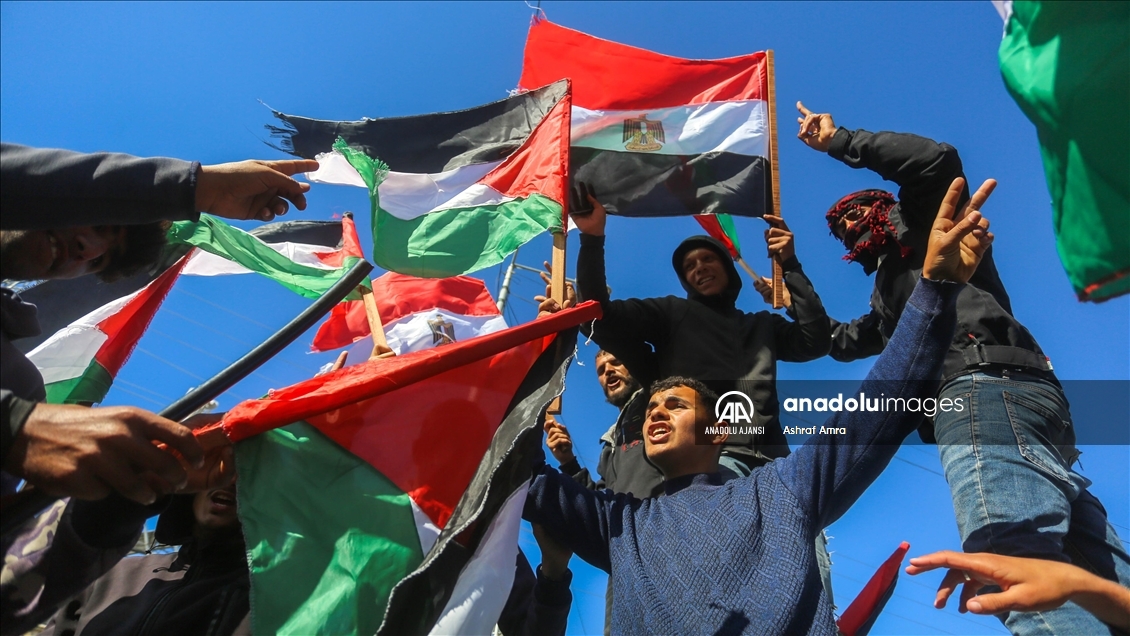 Gazze halkının tehcir edilmesi çağrısını reddeden Mısır ve Ürdün’ün tutumuna destek gösterisi 