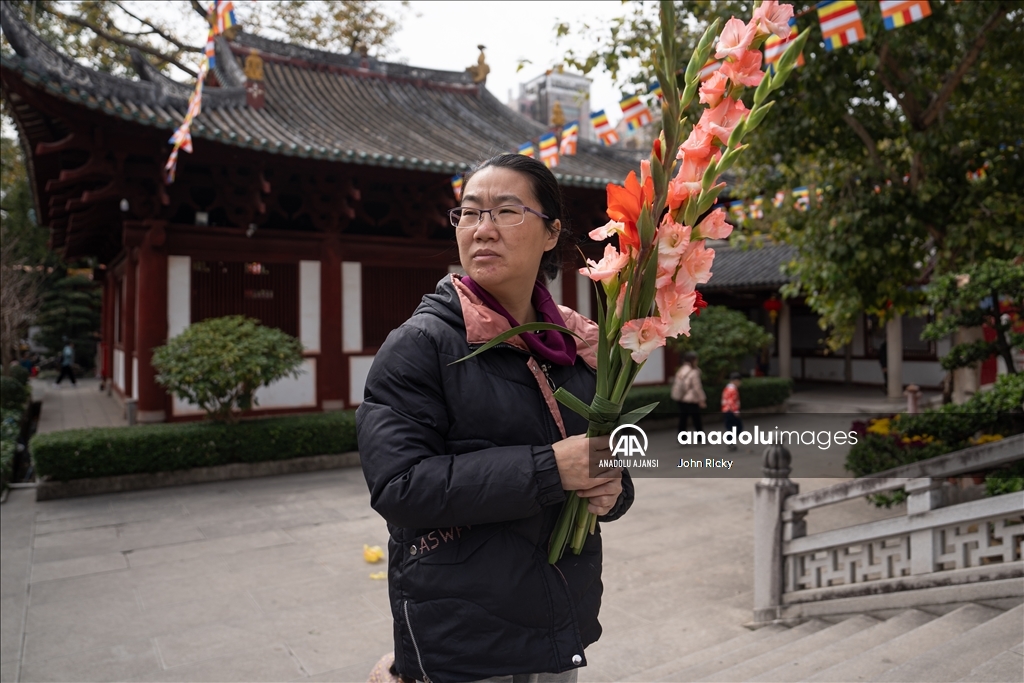 Bahar Festivali kapsamında Guangzhou'daki pazar yoğun ilgi gördü