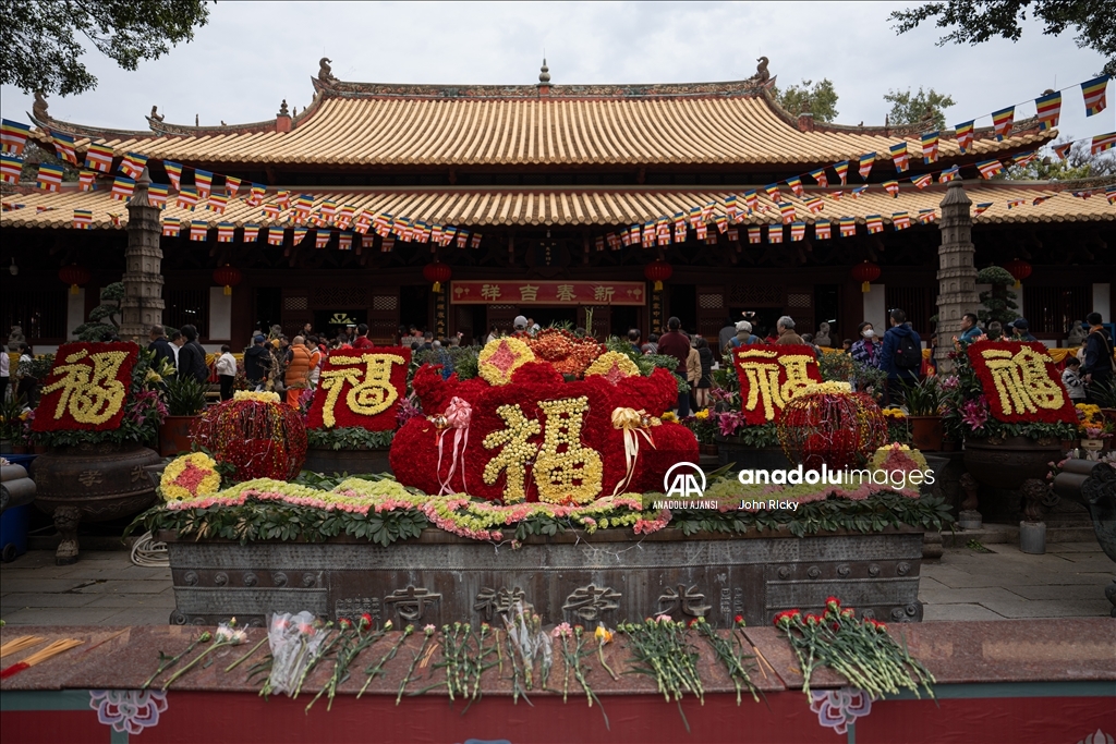 Bahar Festivali kapsamında Guangzhou'daki pazar yoğun ilgi gördü