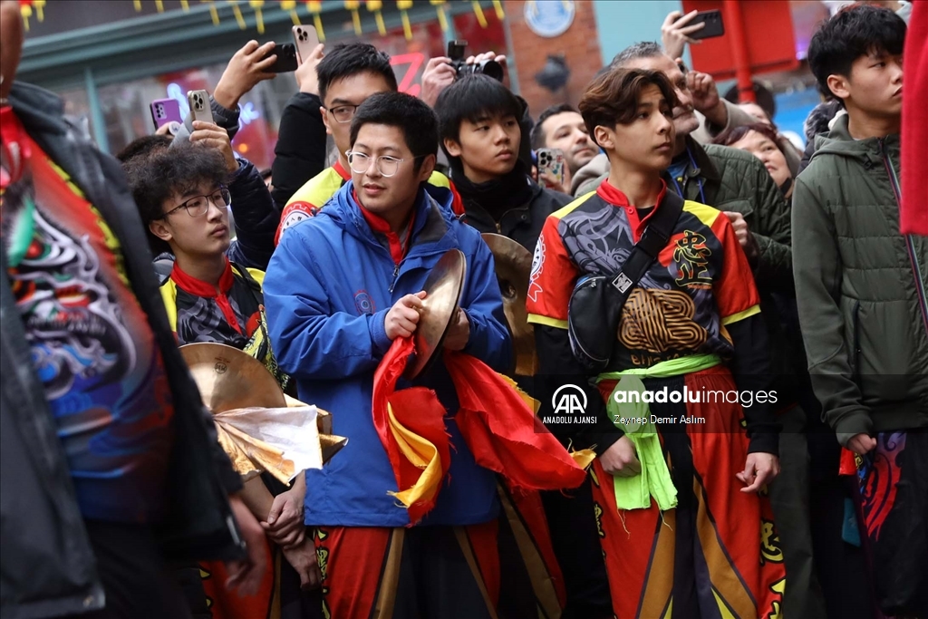Londra'da Çin Yeni Yılı kutlamaları başladı