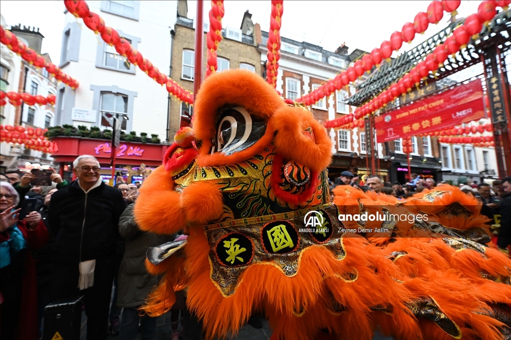 Londra'da Çin Yeni Yılı kutlamaları başladı