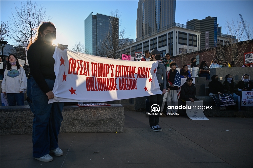 В США прошли протесты против миграционной политики Трампа