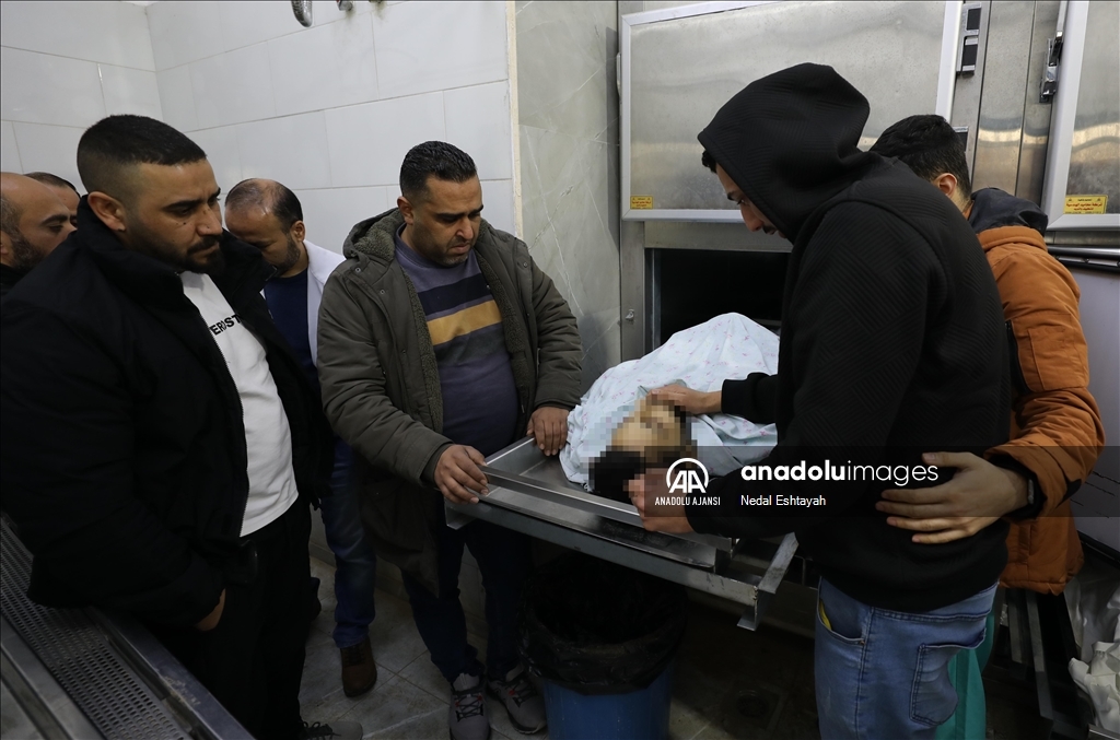 İsrail ordusunun Batı Şeria'nın Cenin kentine yönelik saldırıları devam ediyor