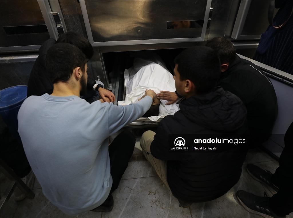 İsrail ordusunun Batı Şeria'nın Cenin kentine yönelik saldırıları devam ediyor