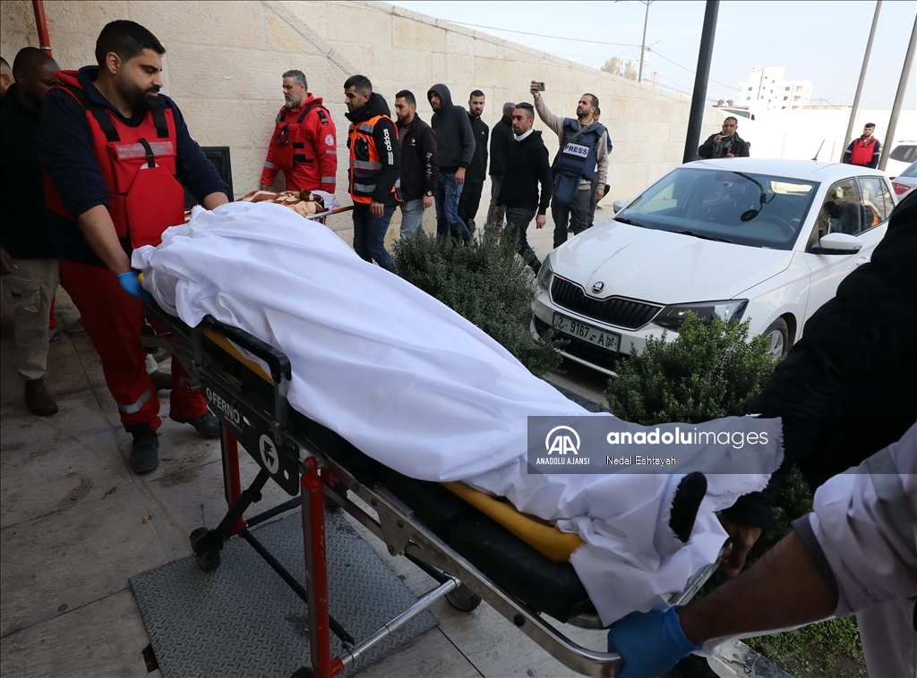 İsrail ordusunun Batı Şeria'nın Cenin kentine yönelik saldırıları devam ediyor