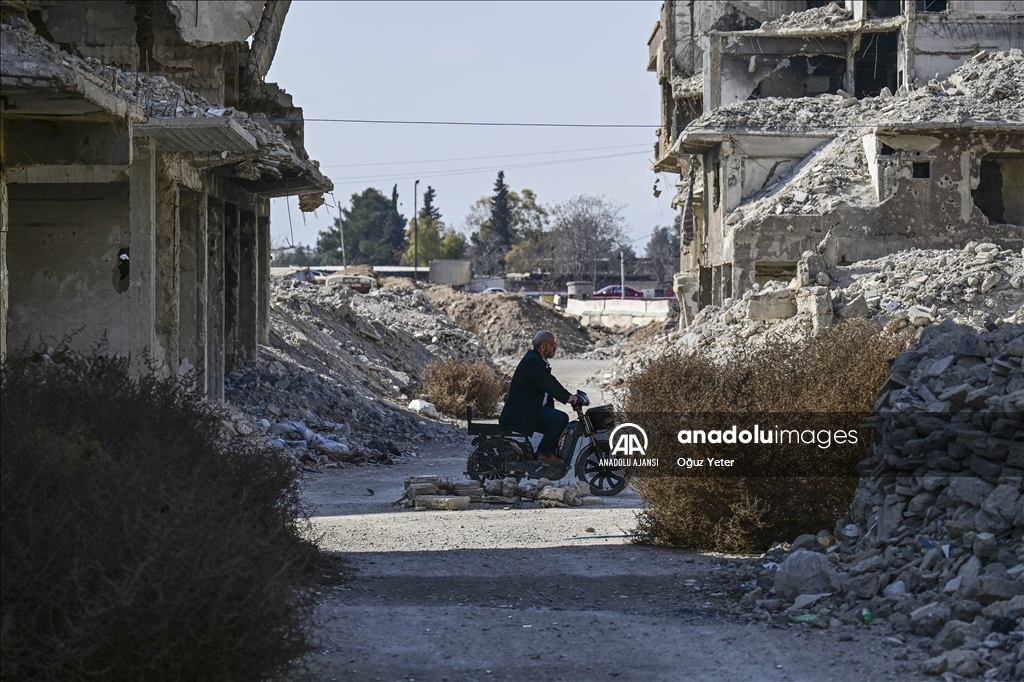 Esed rejimi saldırıları sonrasında Yermuk Filistinli Mülteci Kampı hayalet şehre döndü