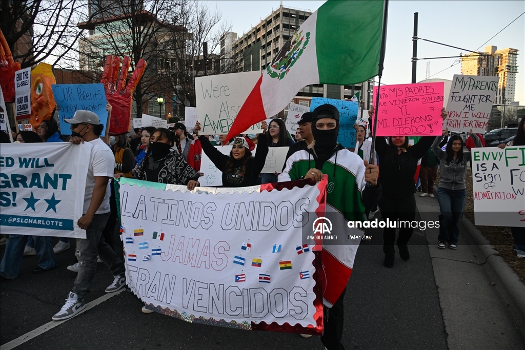 В США прошли протесты против миграционной политики Трампа