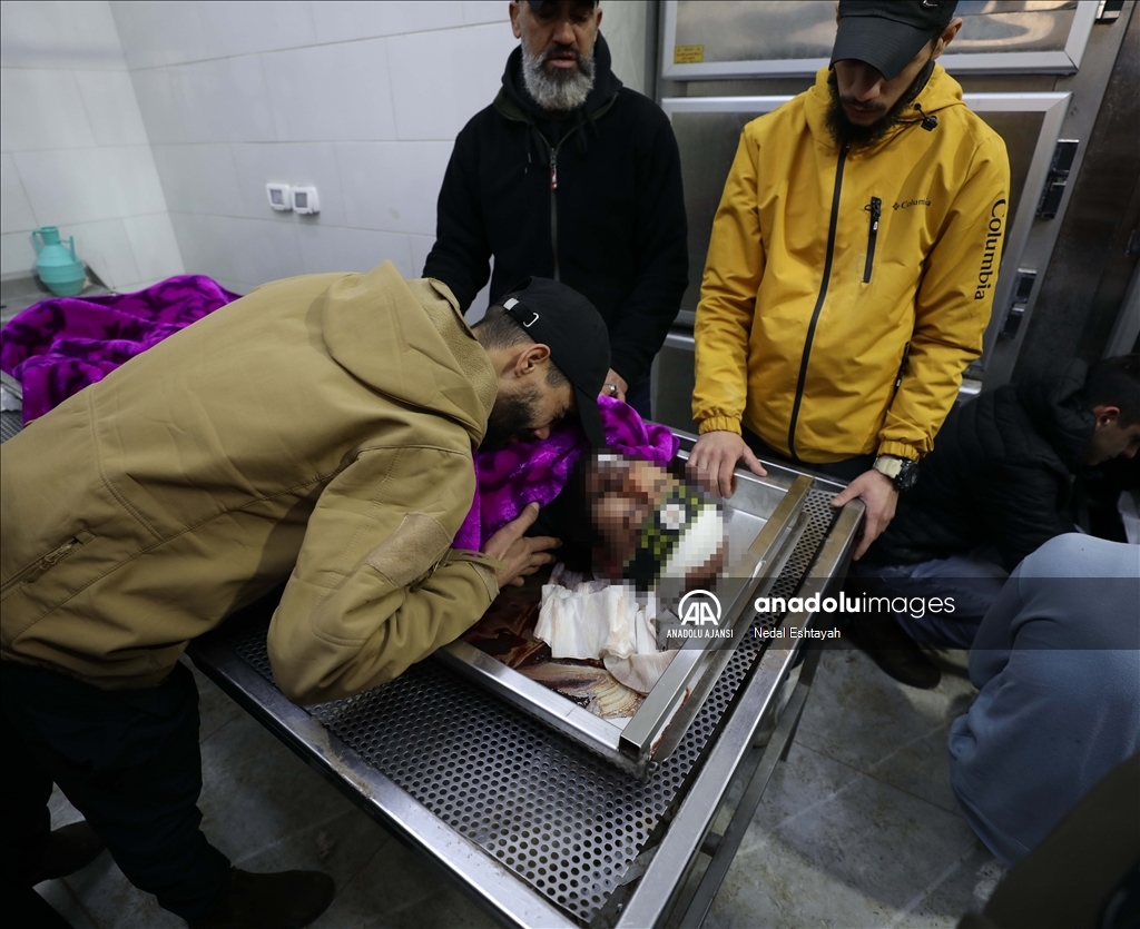 İsrail ordusunun Batı Şeria'nın Cenin kentine yönelik saldırıları devam ediyor