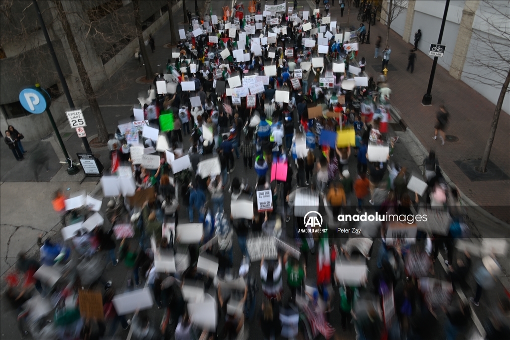 В США прошли протесты против миграционной политики Трампа