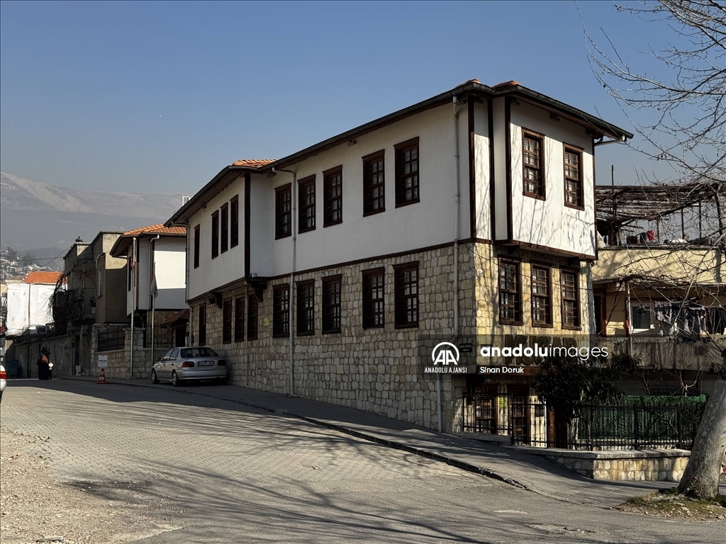 Depremde zarar gören Kahramanmaraş'taki tescilli kültür varlıklarının restorasyonları sürüyor