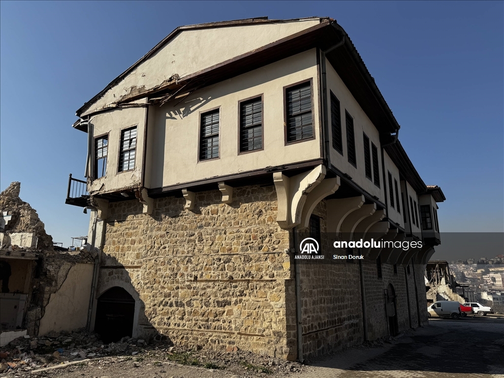 Depremde zarar gören Kahramanmaraş'taki tescilli kültür varlıklarının restorasyonları sürüyor