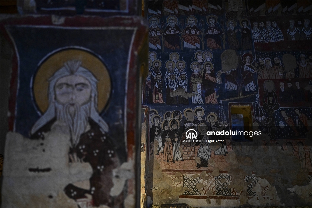 Suriyedeki tarihi manastır ziyaretçilerini ağırlıyor