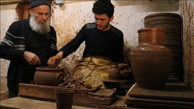 Sagalassos'un mirası çömlekçilik Mamak köyündeki ailede yaşatılıyor