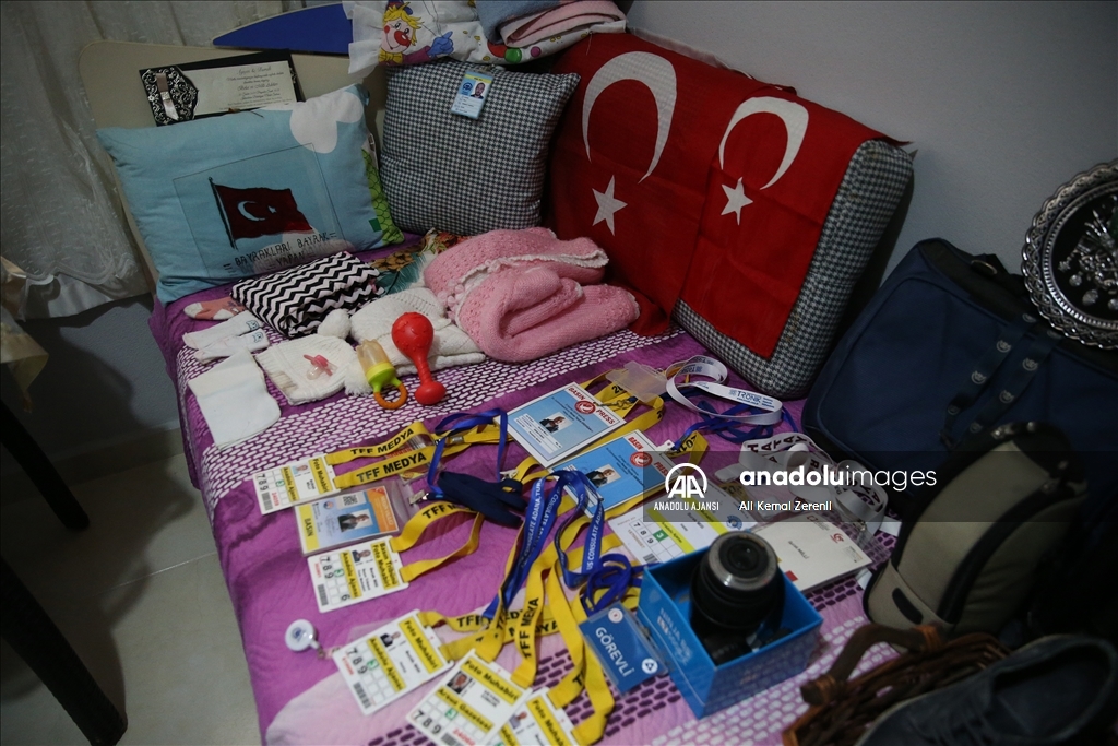 AA muhabiri Burak Milli'nin annesi, oğlunun hatıralarını evinde yaşatıyor