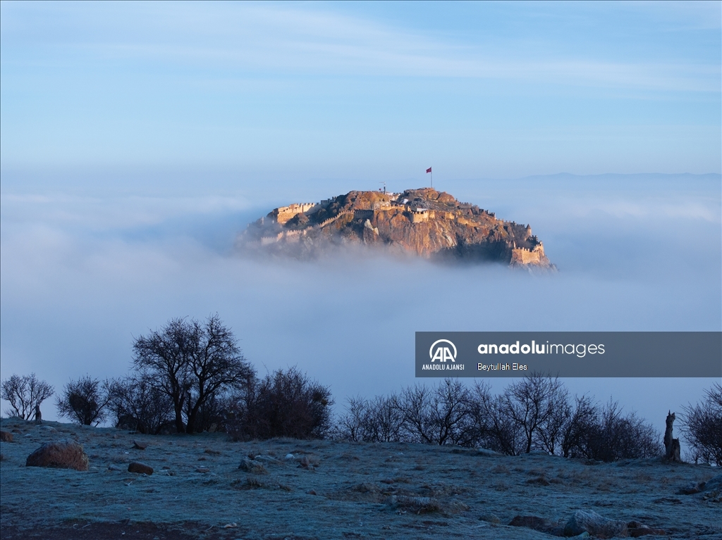 Karahisar Kalesi'nde sis