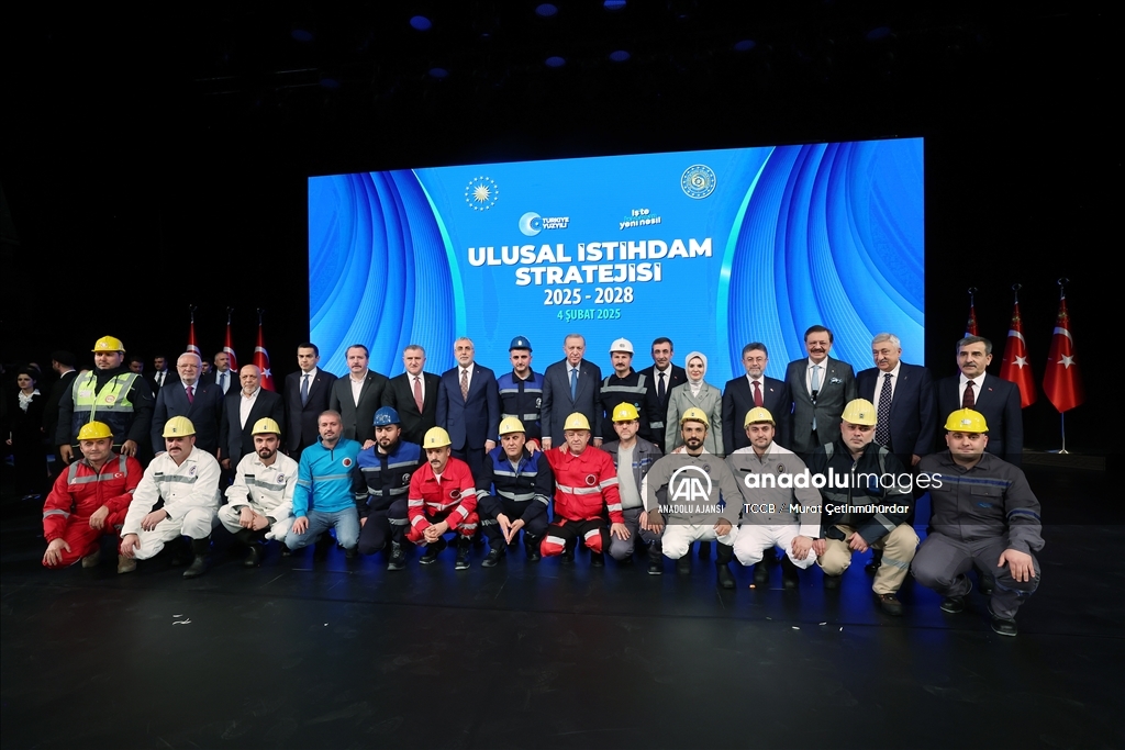 Ulusal İstihdam Stratejisi Tanıtım ve İŞKUR Gençlik Programının Başlatılması Toplantısı