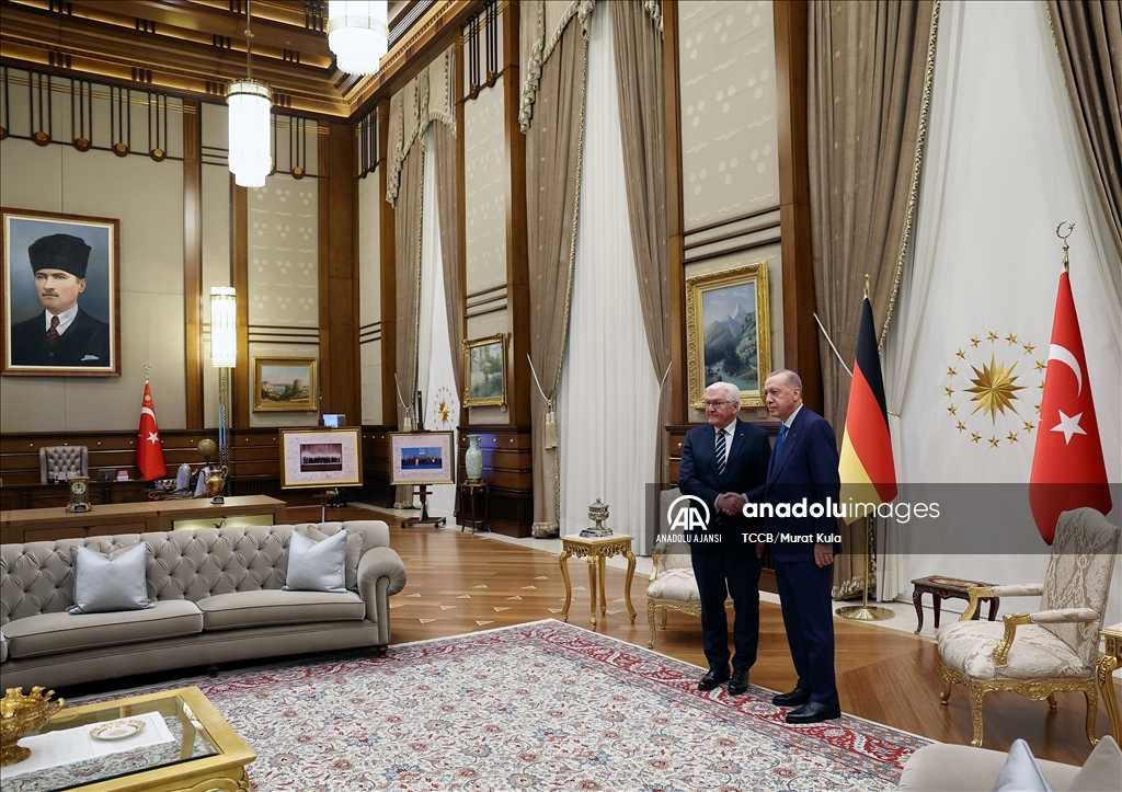 Cumhurbaşkanı Erdoğan, Almanya Cumhurbaşkanı Steinmeier'i resmi törenle karşıladı