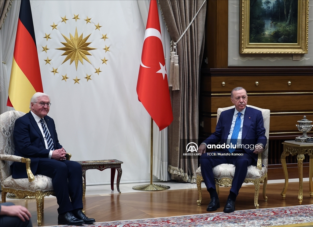 Cumhurbaşkanı Erdoğan, Almanya Cumhurbaşkanı Steinmeier'i resmi törenle karşıladı