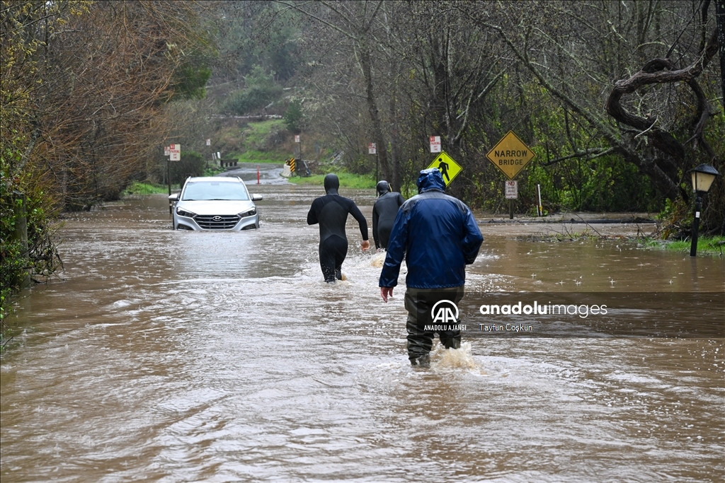 California’da atmosferik nehir nedeniyle şiddetli yağışlar etkili oldu