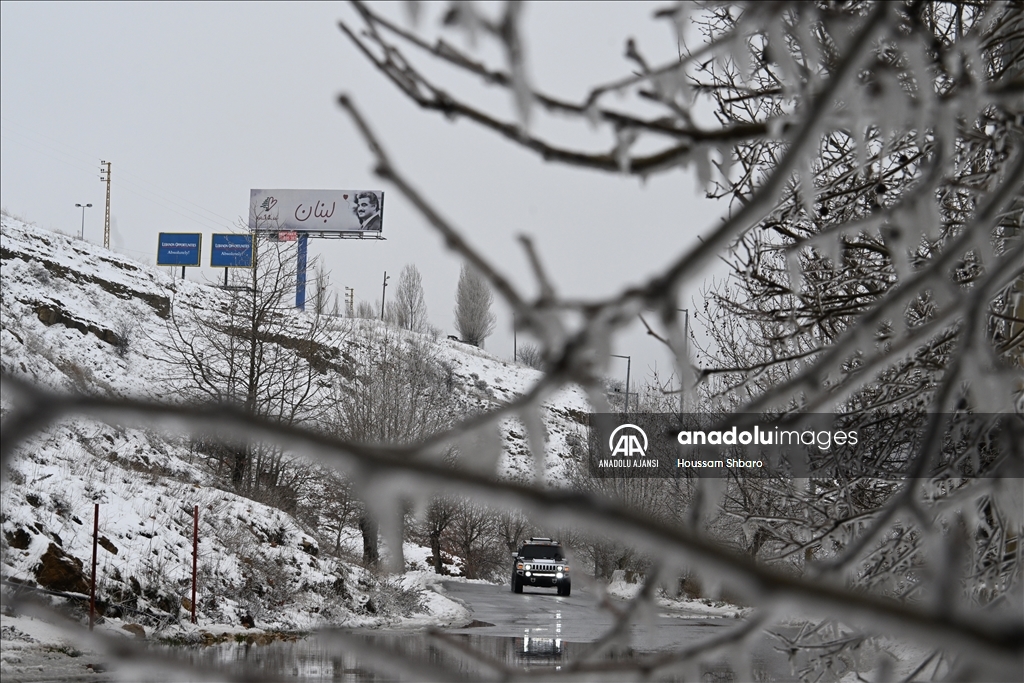 Lübnan'da "Asil" kar fırtınası