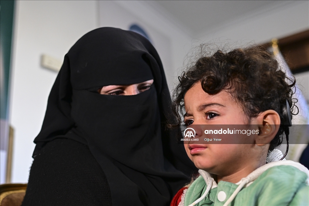 Suriye'de işitme engelli çocuklar cihazlarla ilk kez duymanın sevincini yaşadı