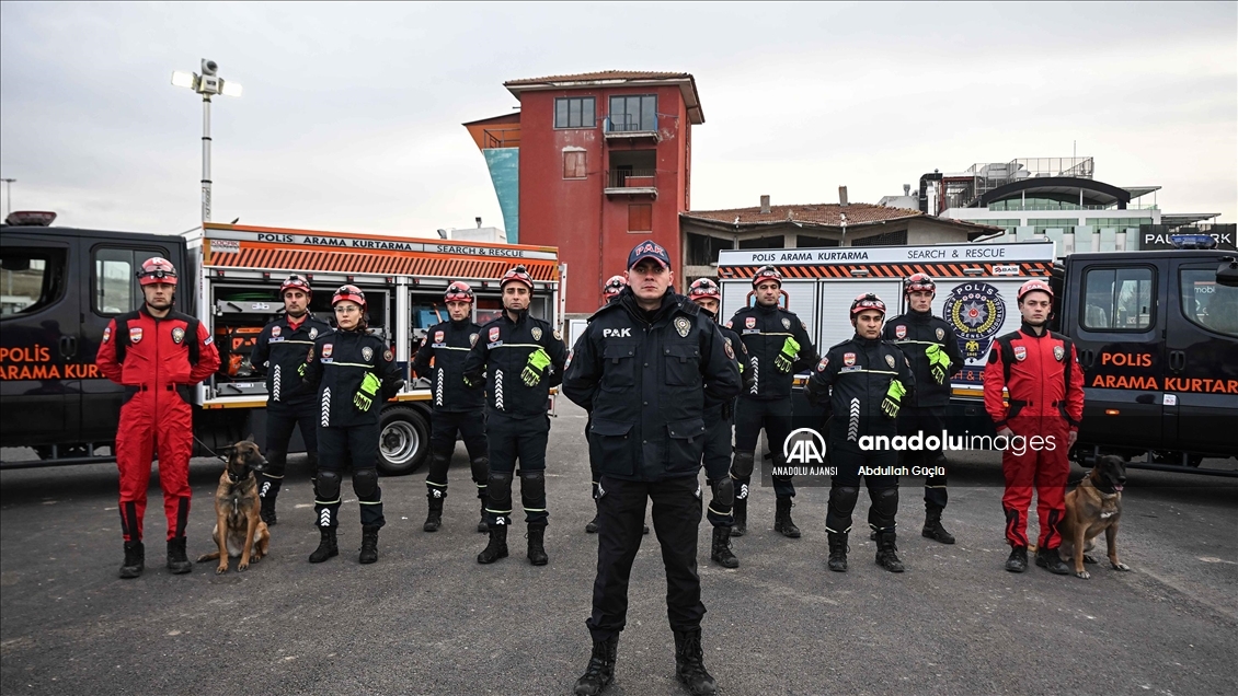 "Asrın felaketi"nde 660 depremzedeyi kurtaran PAK timleri zorlu eğitimden geçiyor