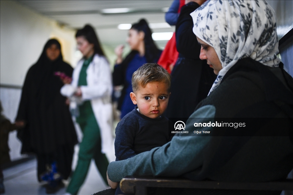 Suriye'de işitme engelli çocuklar cihazlarla ilk kez duymanın sevincini yaşadı