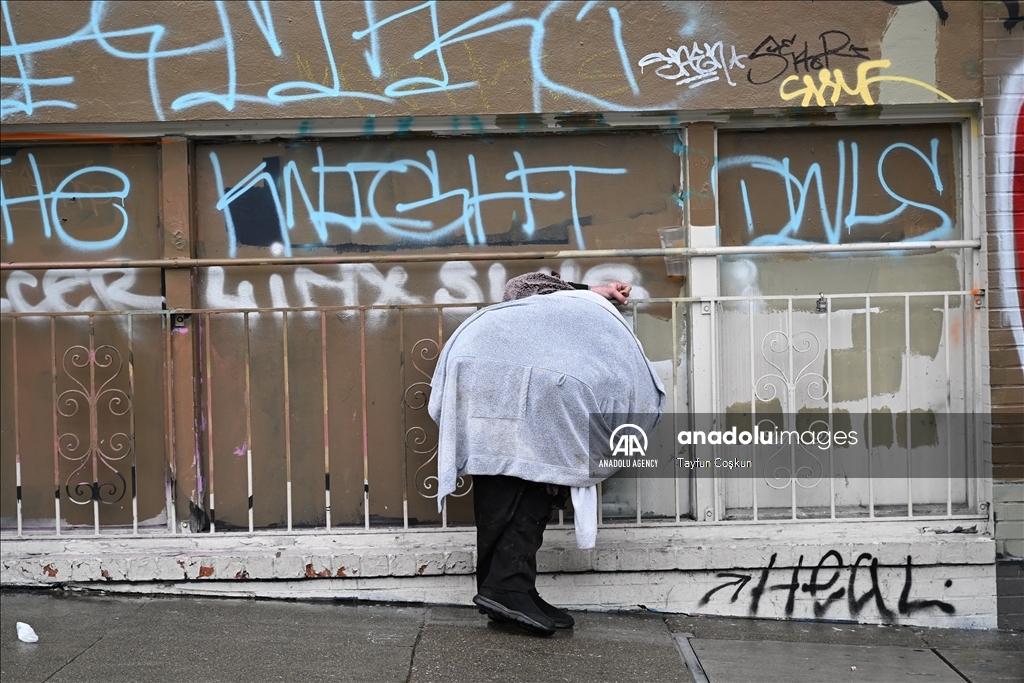 Бездомные в Сан-Франциско продолжают бороться с последствиями дождей