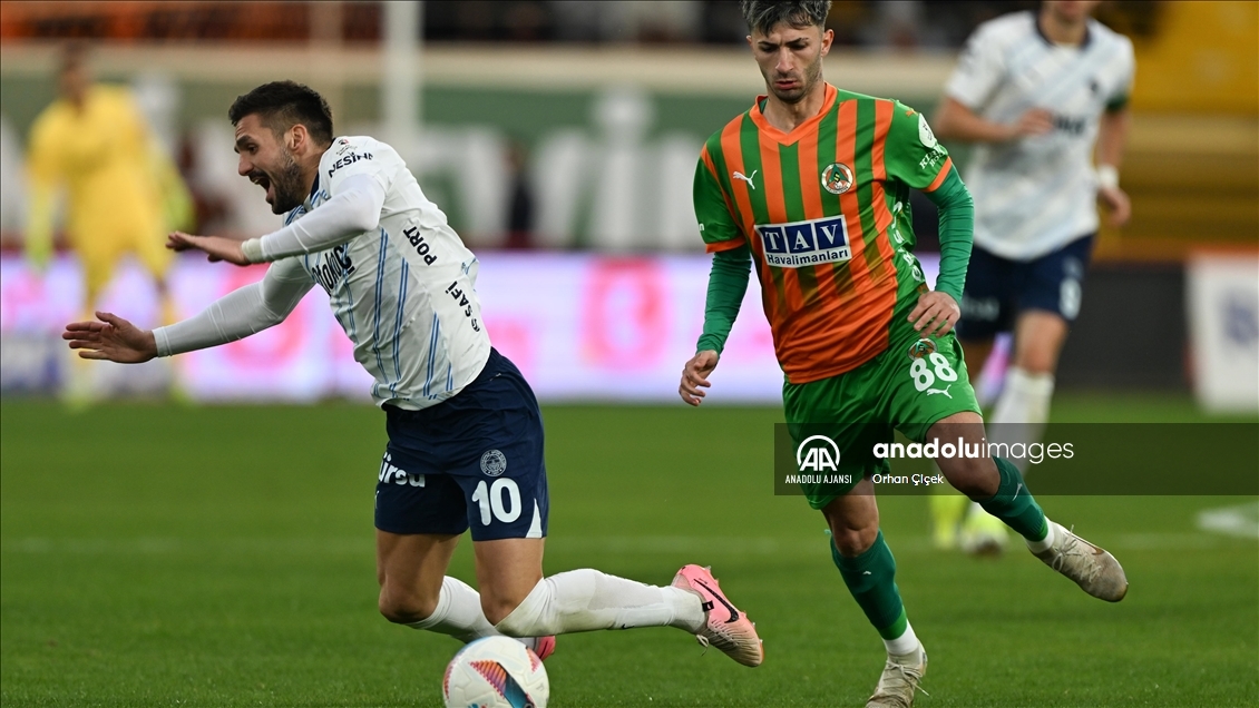 Corendon Alanyaspor - Fenerbahçe