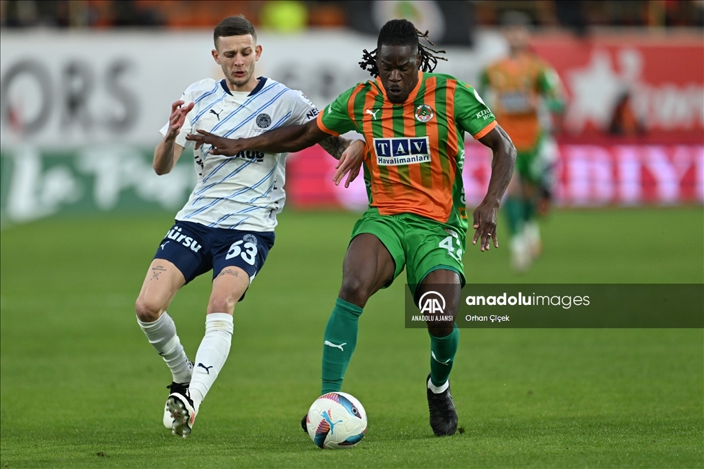 Corendon Alanyaspor - Fenerbahçe