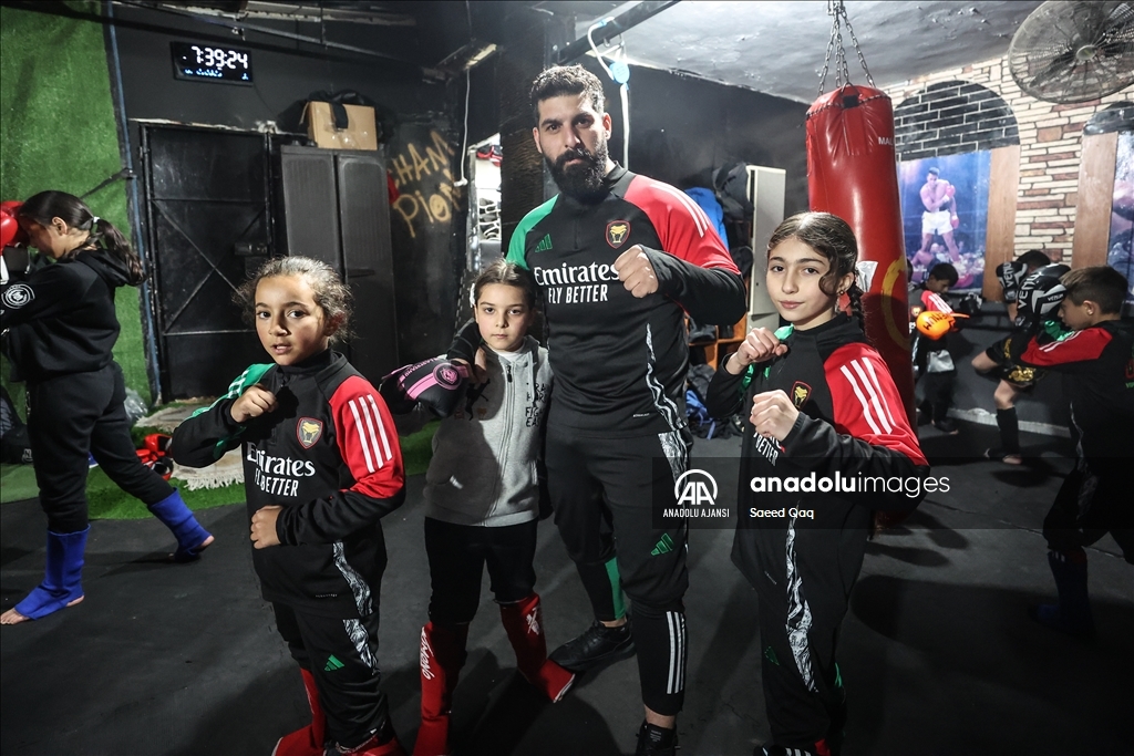 Filistinli çocuklar savunma sporlarına ilgi gösteriyor