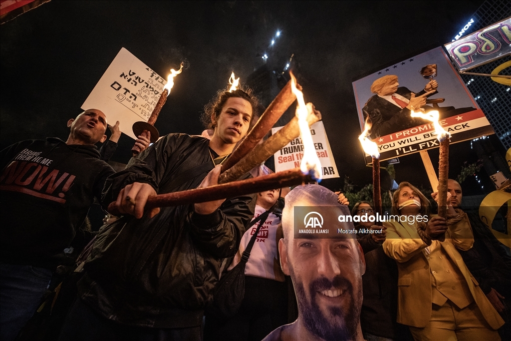 Ateşkesin kalıcı olması talebiyle Tel Aviv'de gösteri düzenlendi