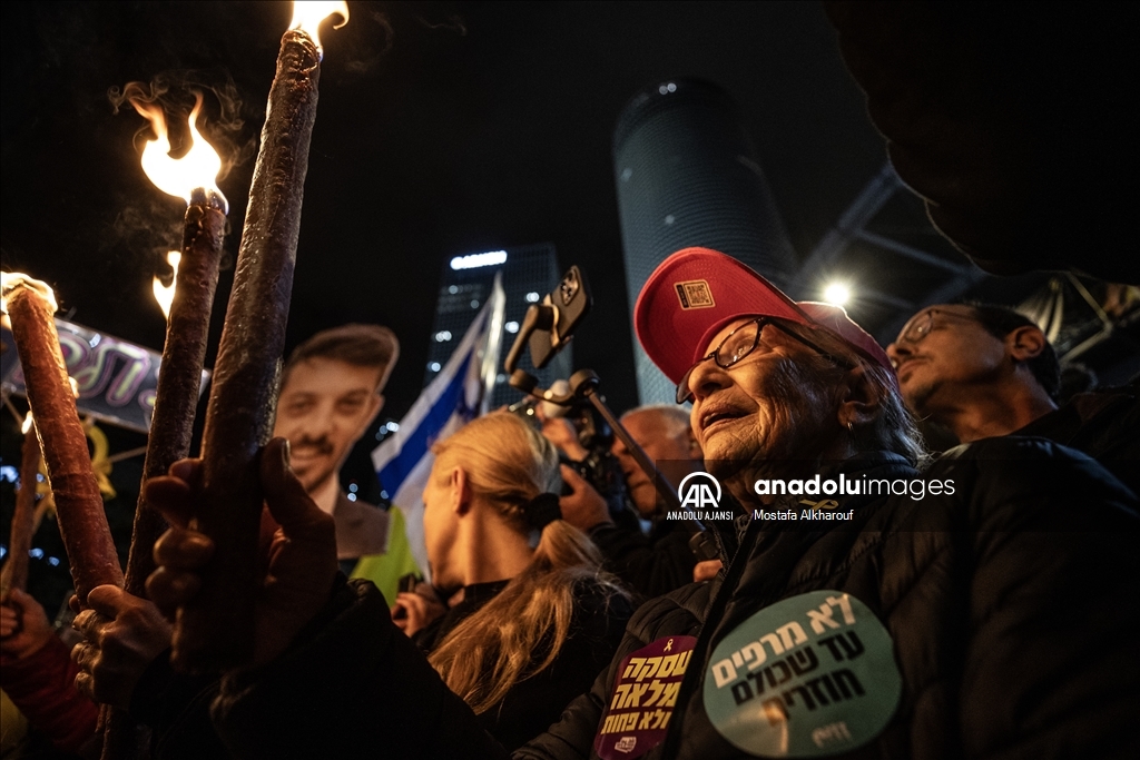 Ateşkesin kalıcı olması talebiyle Tel Aviv'de gösteri düzenlendi