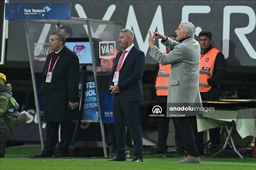 Corendon Alanyaspor - Fenerbahçe