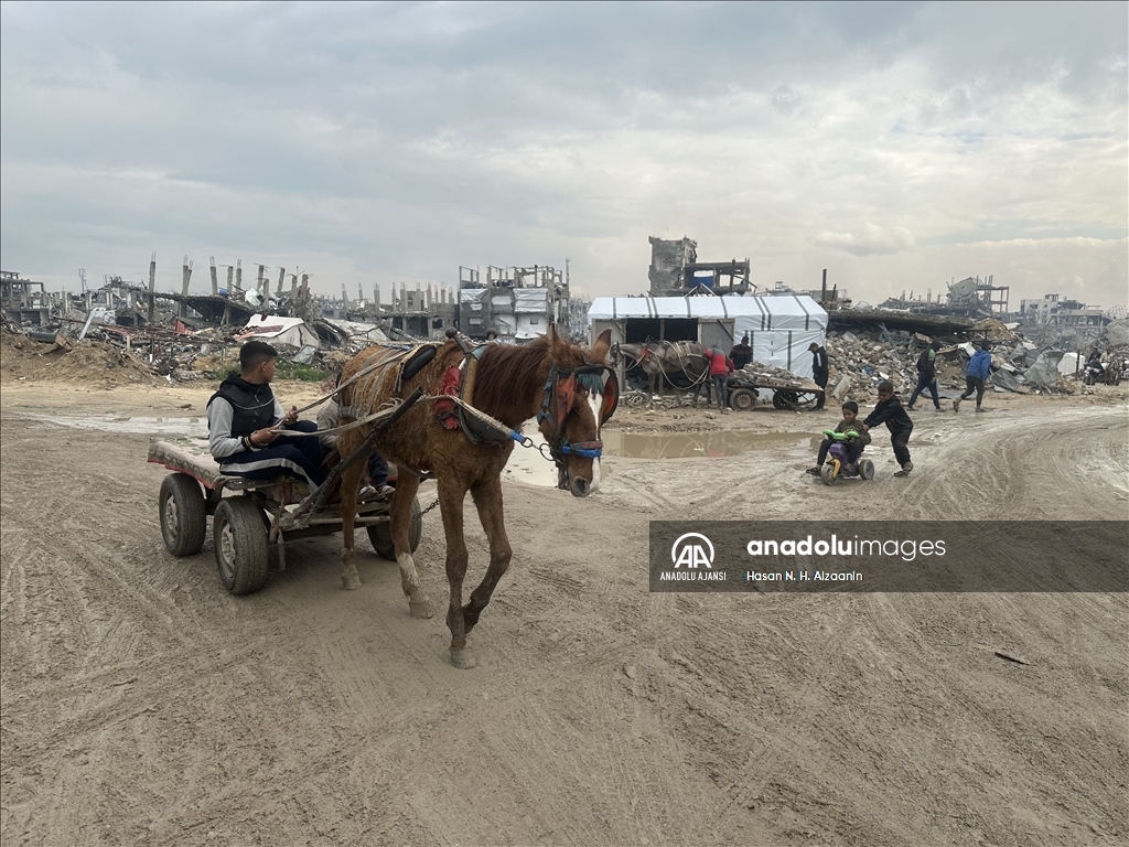 Gazze'de günlük yaşam zor şartlar altında devam ediyor