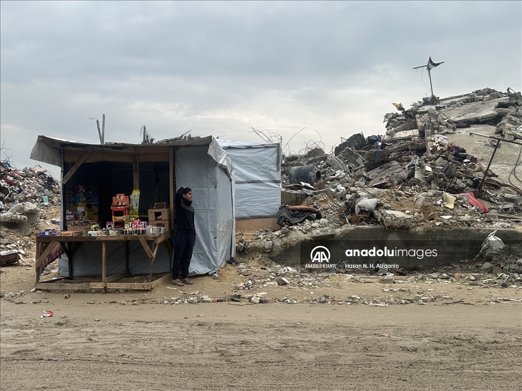 Gazze'de günlük yaşam zor şartlar altında devam ediyor