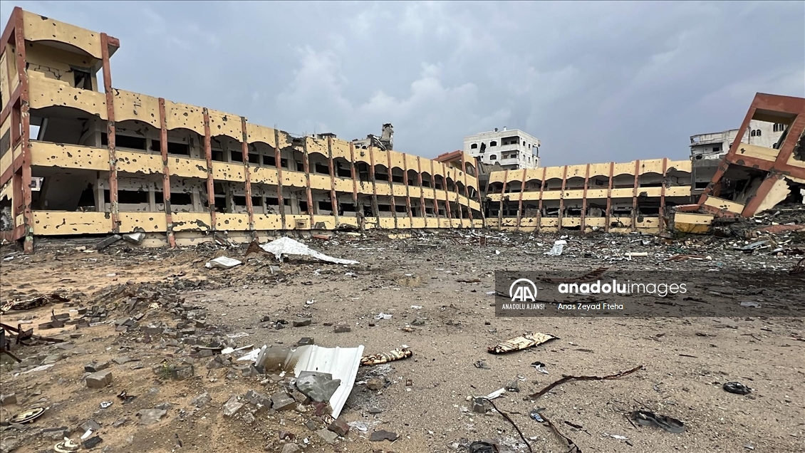 İsrail askerlerinin bıraktığı izler, Gazze kentindeki okulların askeri mevzi olarak kullanıldığını gösteriyor