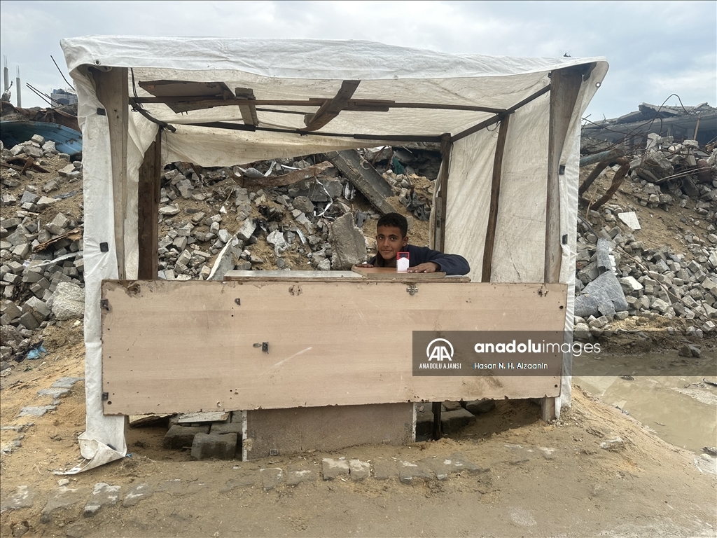 Gazze'de günlük yaşam zor şartlar altında devam ediyor