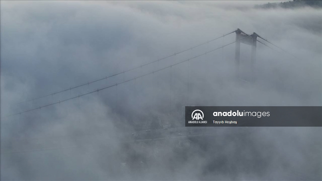 İstanbul'da bazı bölgelerde sis etkili oluyor