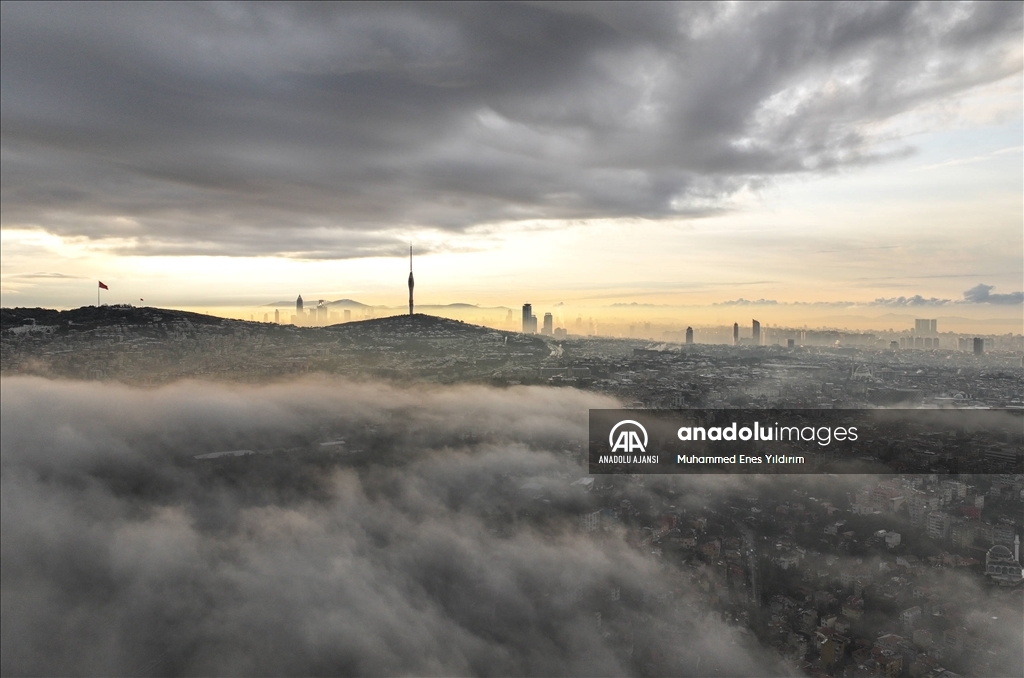 İstanbul'da bazı bölgelerde sis etkili oluyor