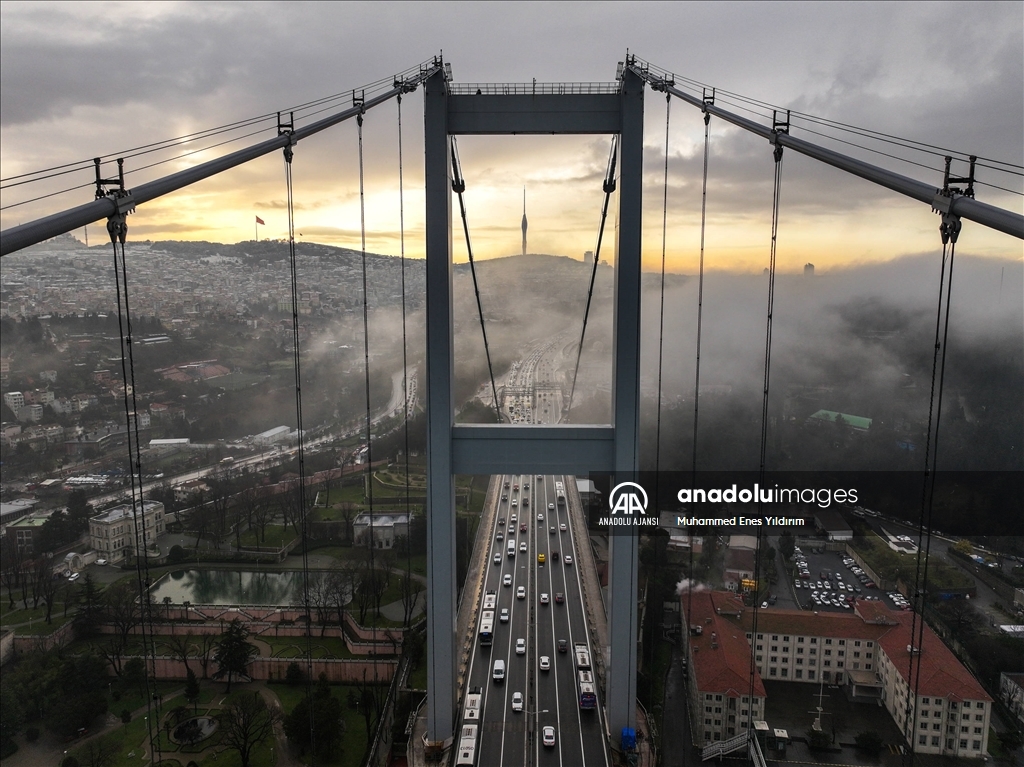 İstanbul'da bazı bölgelerde sis etkili oluyor