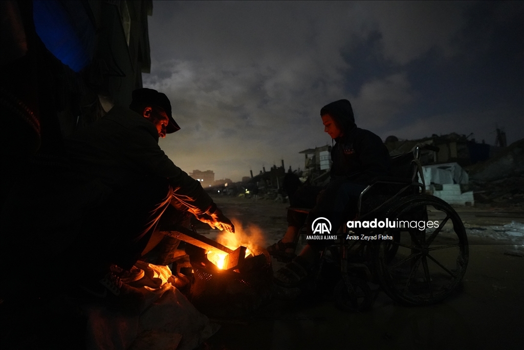 Ateşkesin ardından Gazze'de soğuk hava koşulları Filistinlileri olumsuz etkiliyor