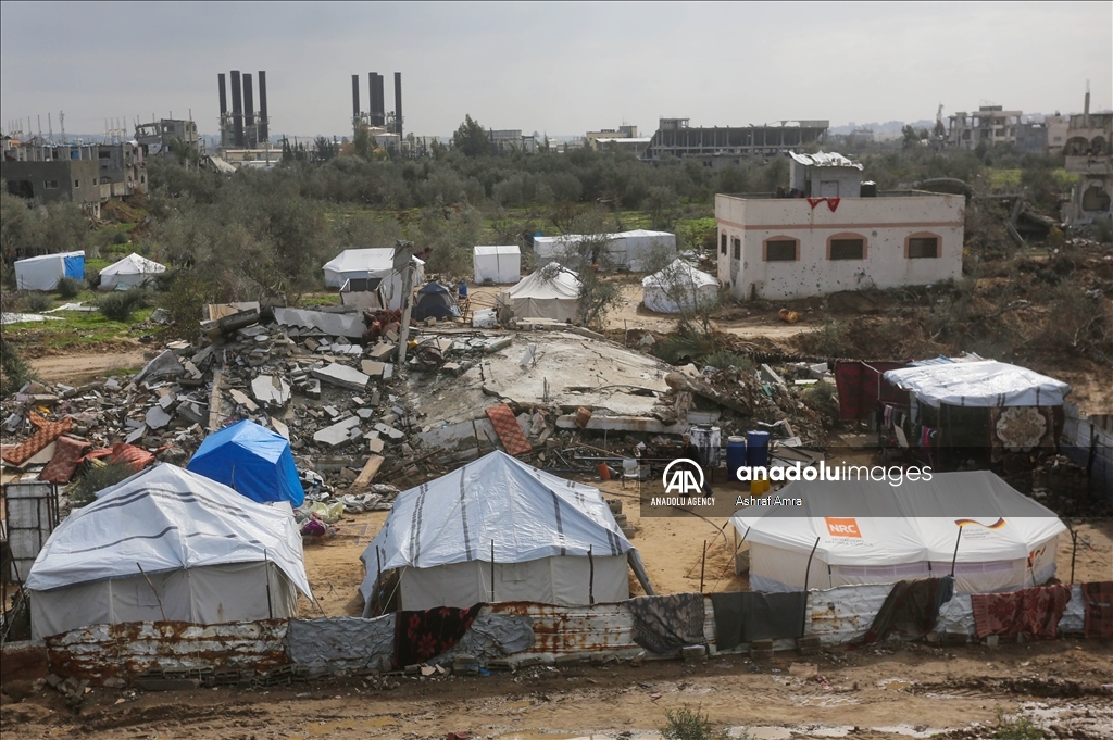 Daily life amid the ruins following ceasefire in Gaza