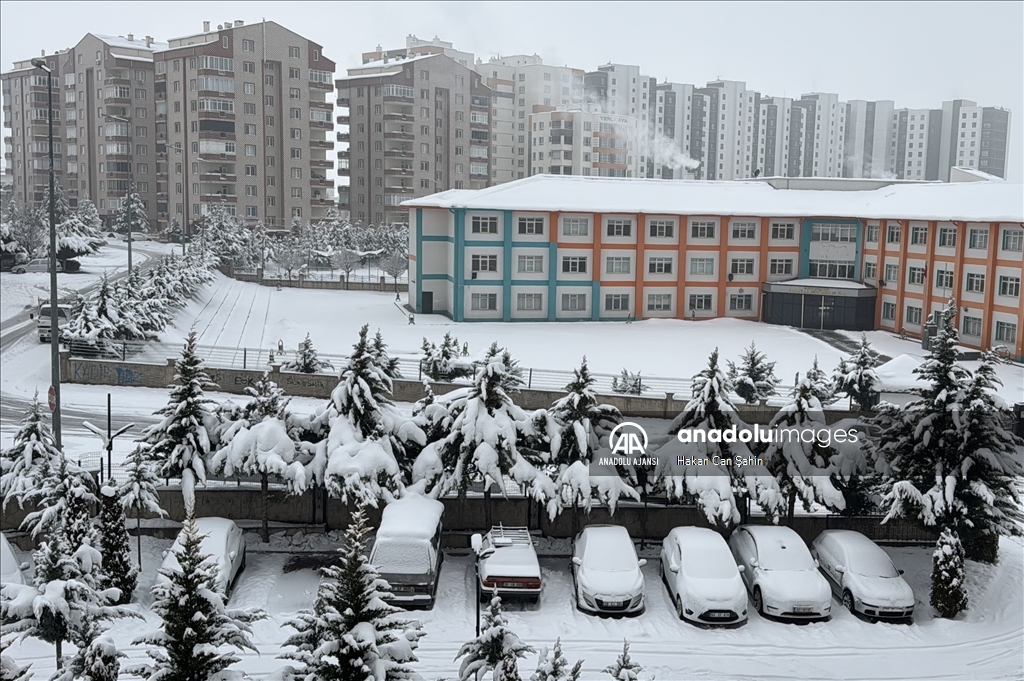 Kayseri'de kar yağışı