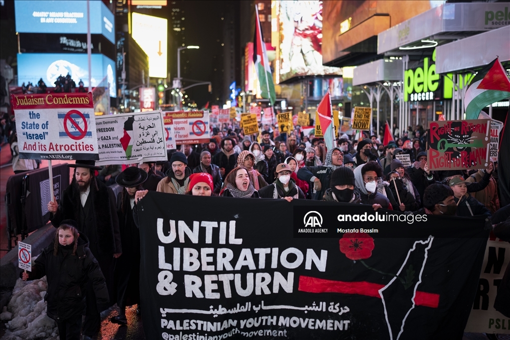 Pro-Palestinian demonstrators rally against Trump’s Gaza plan in New York