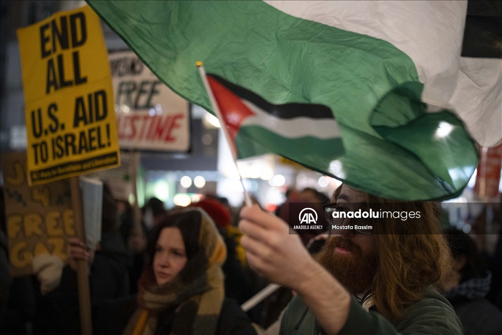 Pro-Palestinian demonstrators rally against Trump’s Gaza plan in New York