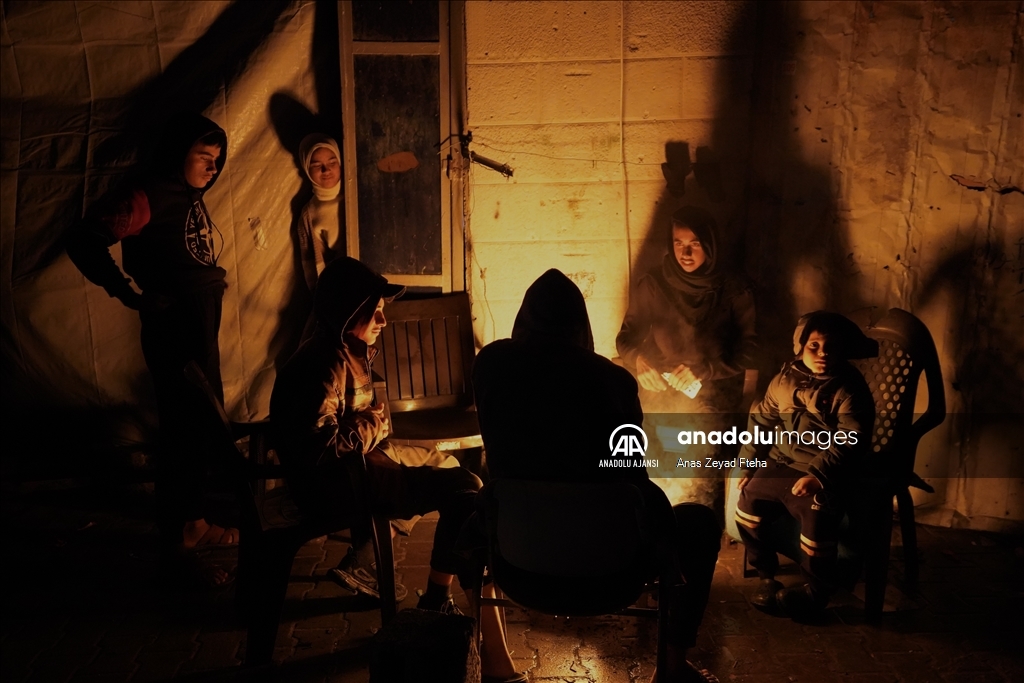 Ateşkesin ardından Gazze'de soğuk hava koşulları Filistinlileri olumsuz etkiliyor